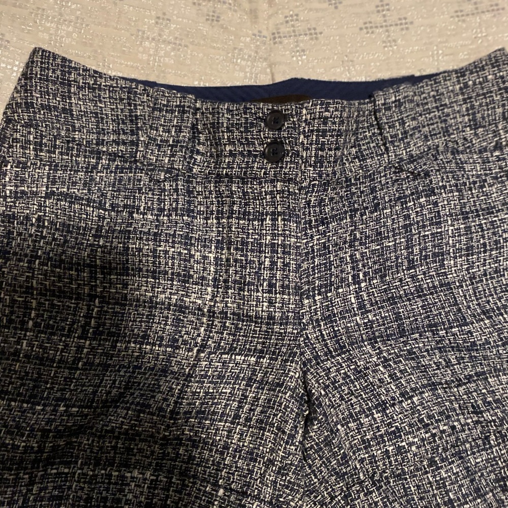 Dress shorts Size 4 (Lot of 2) - Picture 3 of 8